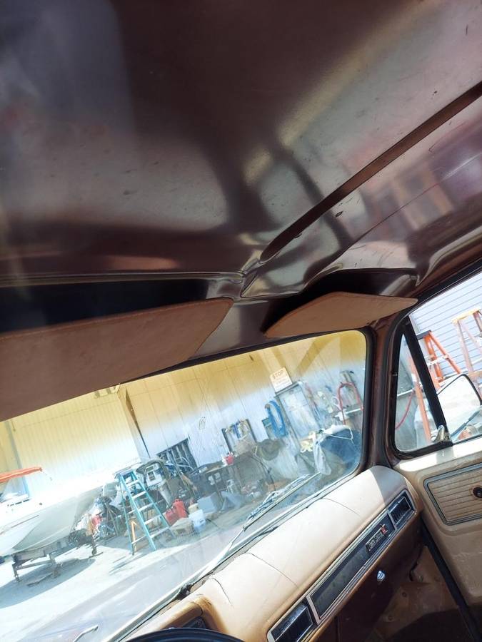 Chevy-c10-1979-brown-8