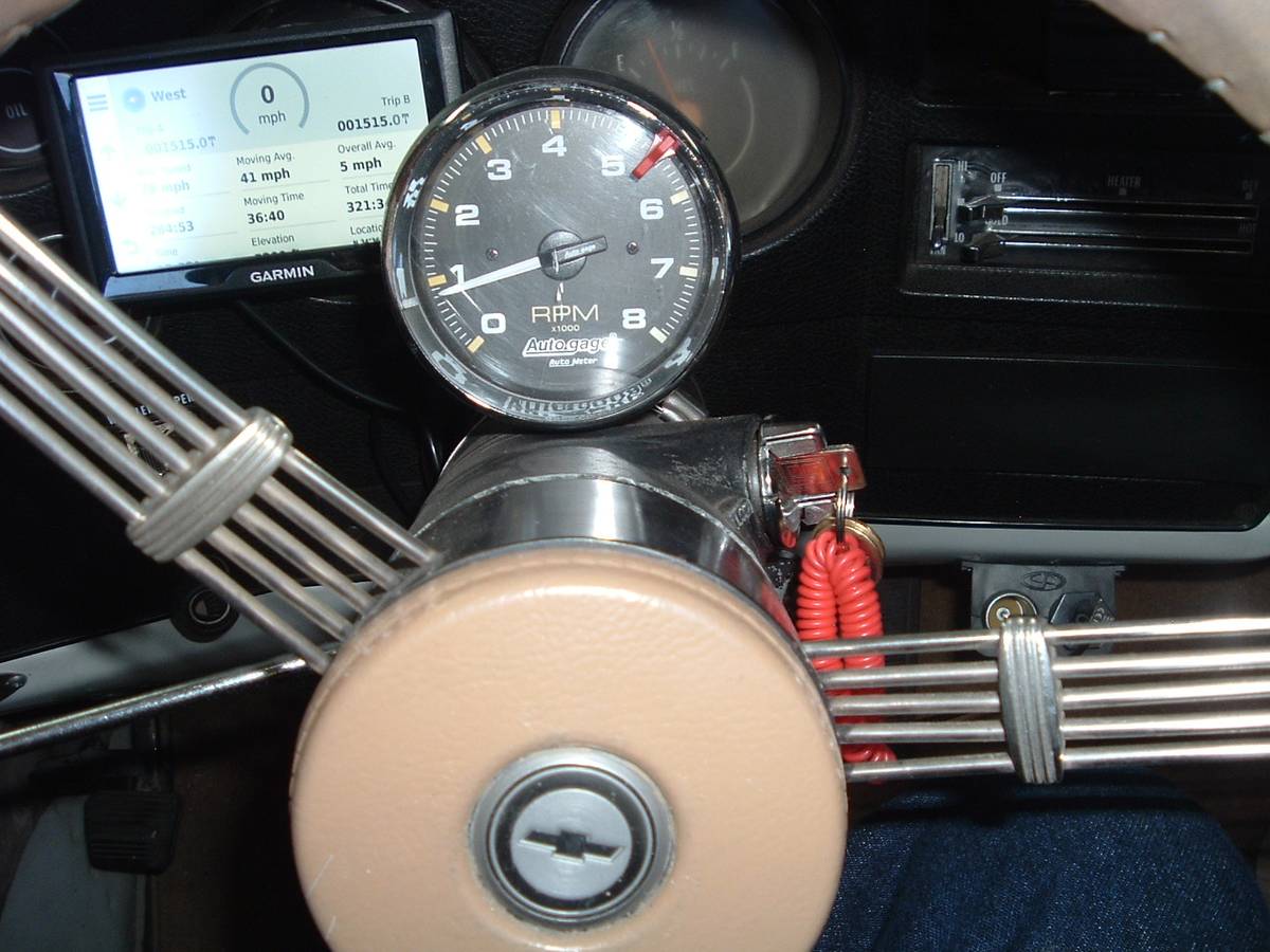 Chevy-c10-pickup-1974-custom-1