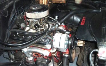 Chevy-c10-pickup-1974-custom-9