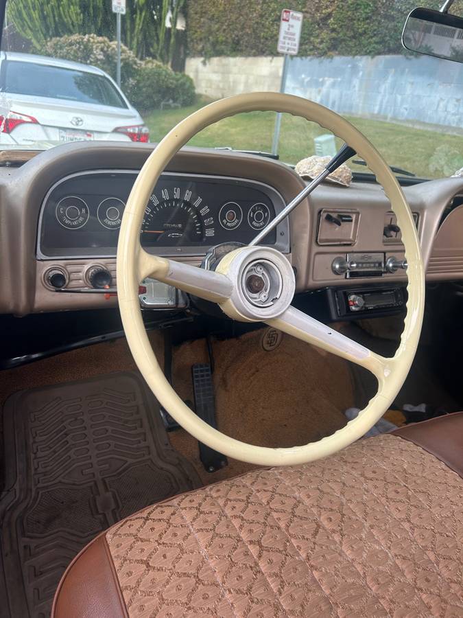 Chevy-c10-truck-1964-yellow-4