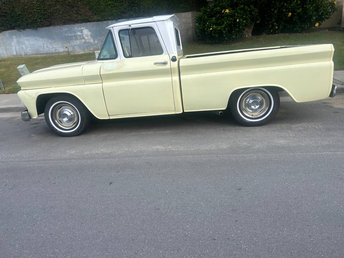 Chevy-c10-truck-1964-yellow