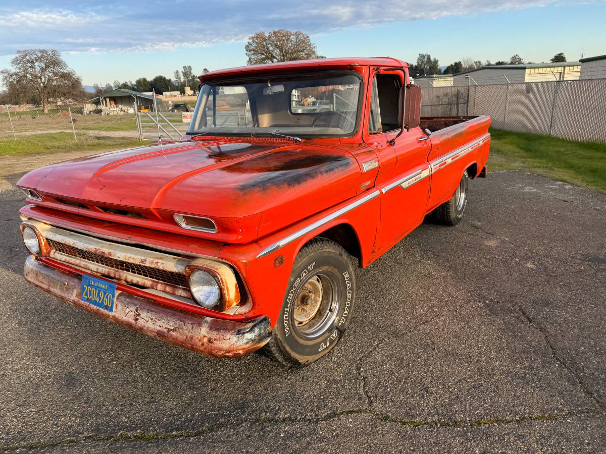 Chevy-c10-truck-1965-orange-5