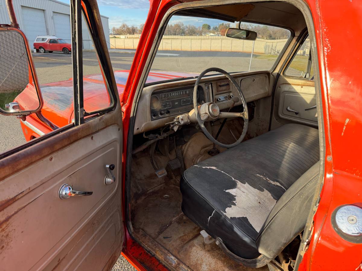 Chevy-c10-truck-1965-orange-6