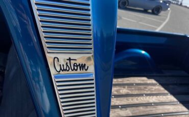 Chevy-c10-truck-1966-blue-7