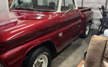 Chevy-c10-truck-1966-red-4