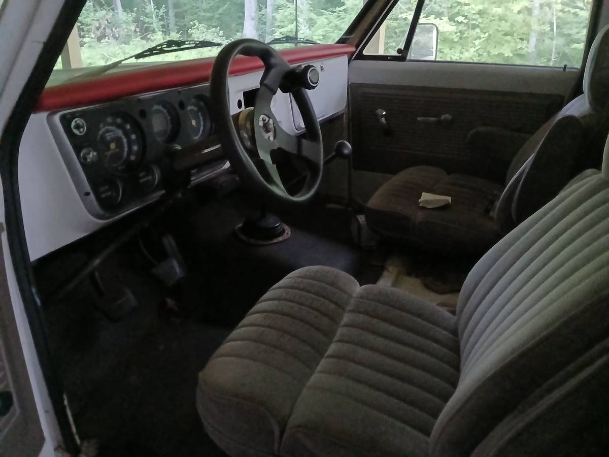 Chevy-c10-truck-1968-white-6