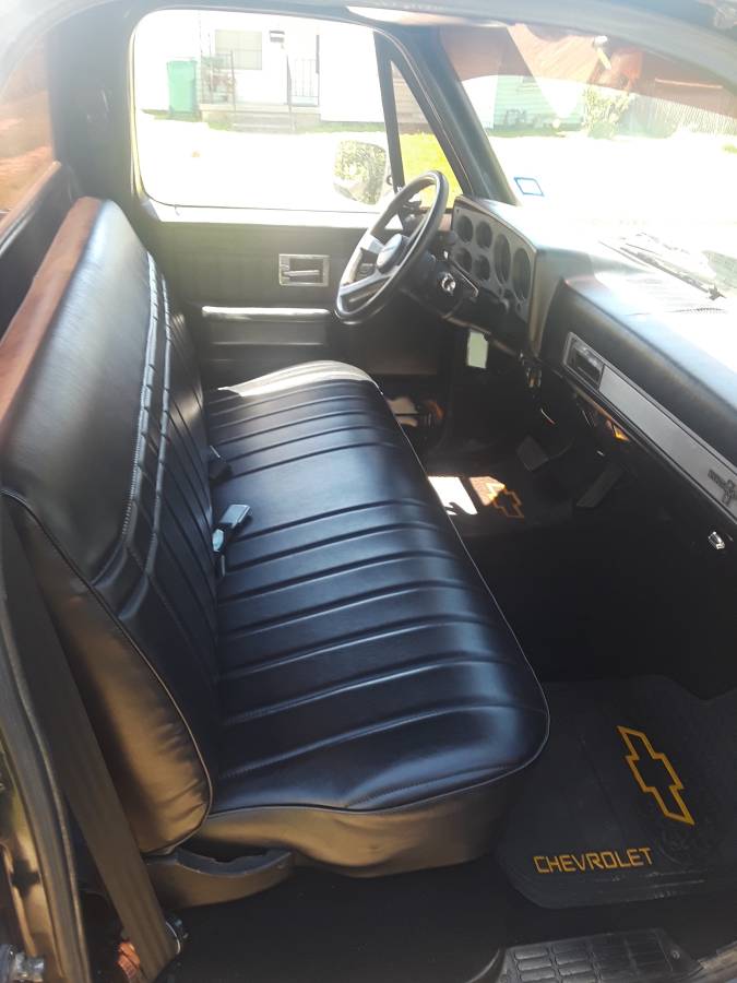 Chevy-c10-truck-1984-blue-6