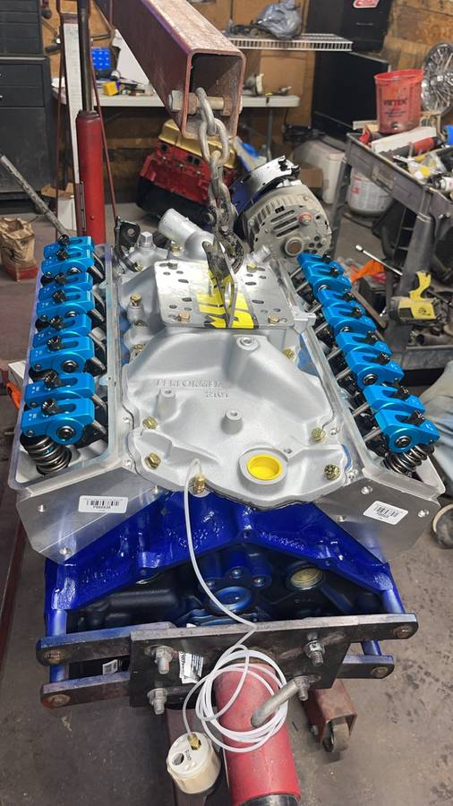 Chevy-c10-truck-1984-blue-7