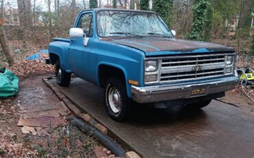 Chevy-c10-truck-1985-blue