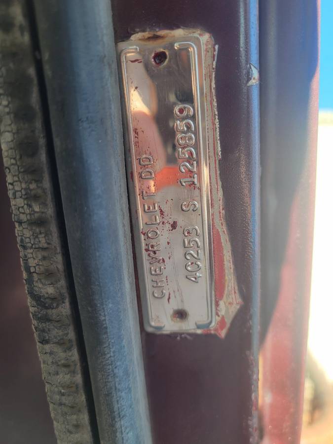 Chevy-c20-1965-brown-1