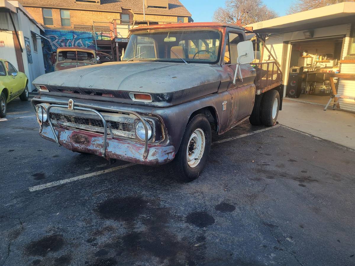 Chevy-c20-1965-brown-12