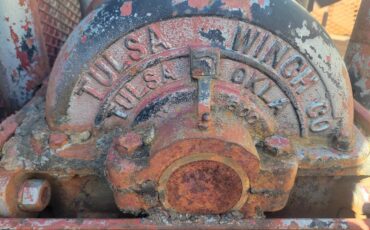 Chevy-c20-1965-brown-6