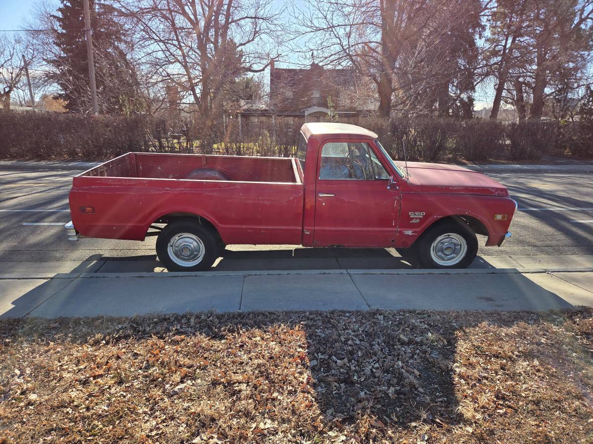 Chevy-c20-1970-red-1