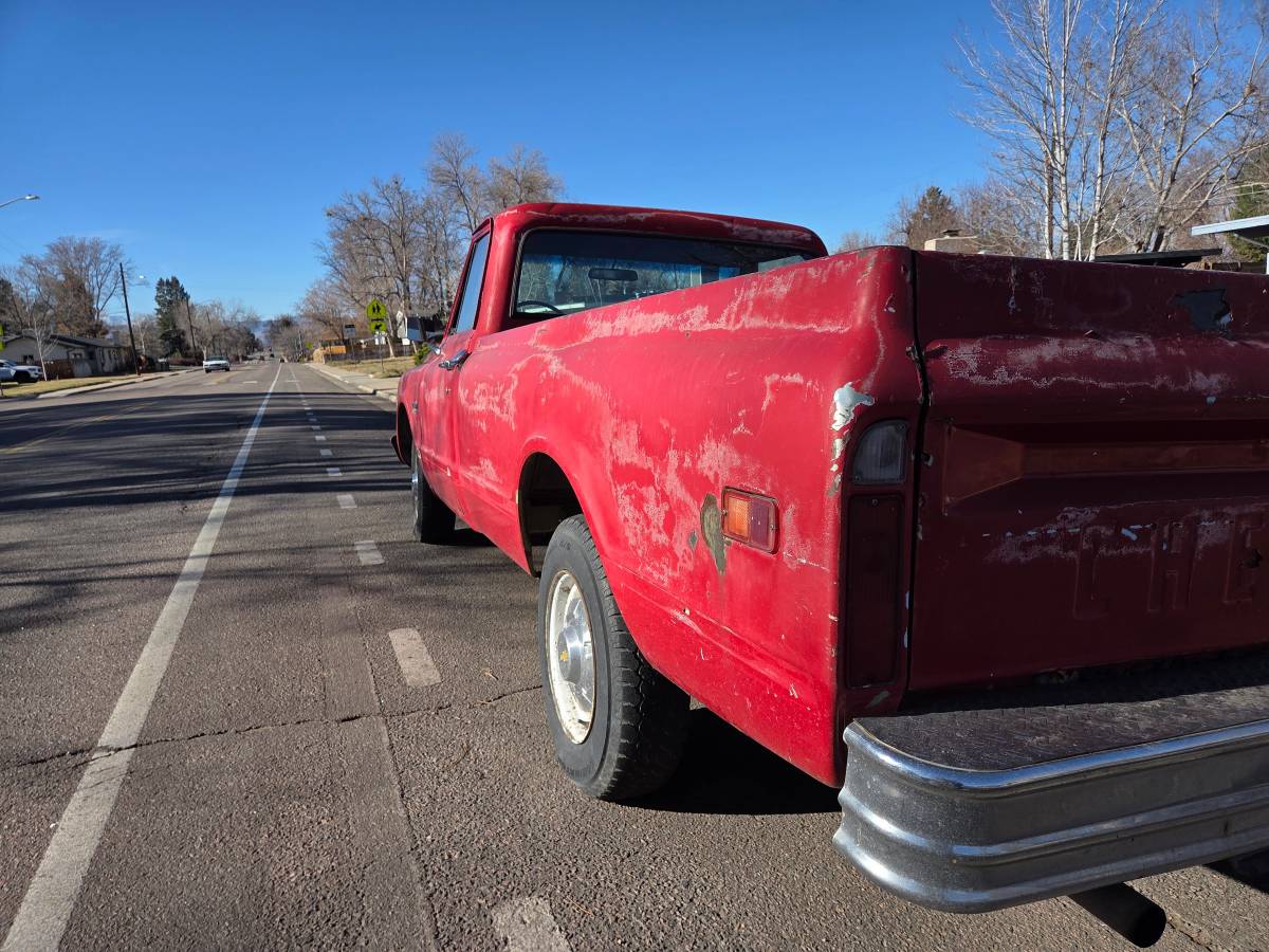 Chevy-c20-1970-red-4