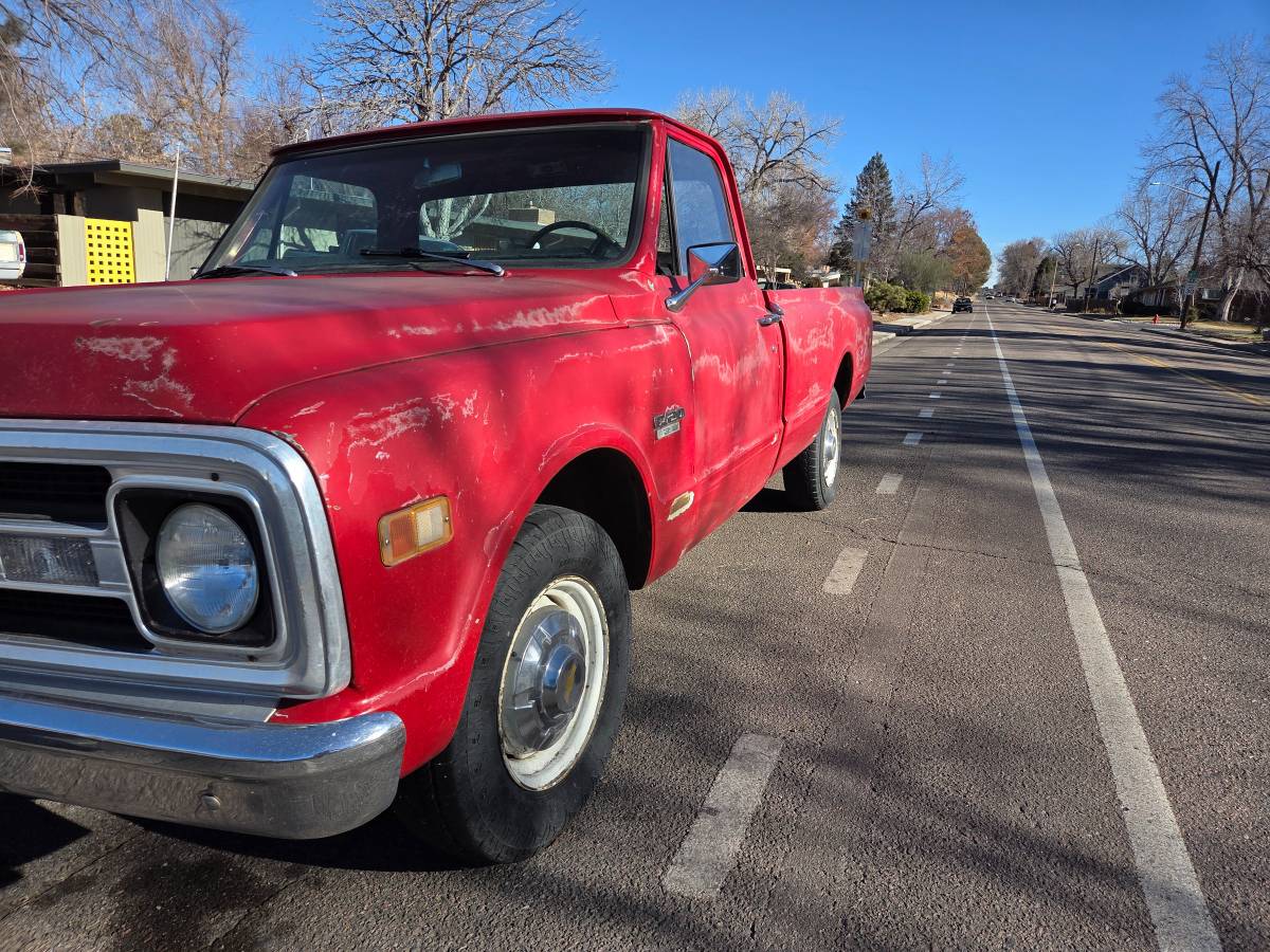 Chevy-c20-1970-red