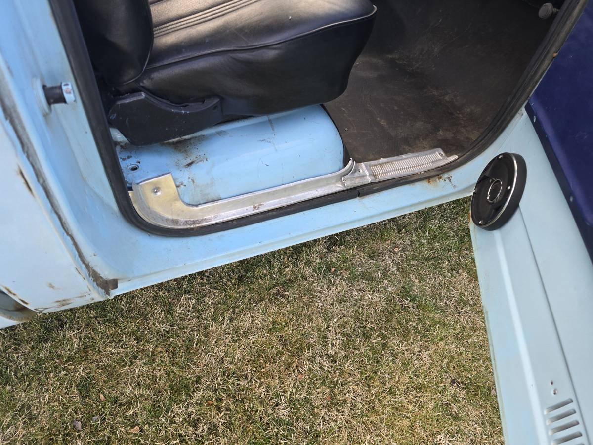 Chevy-c20-1979-blue-22