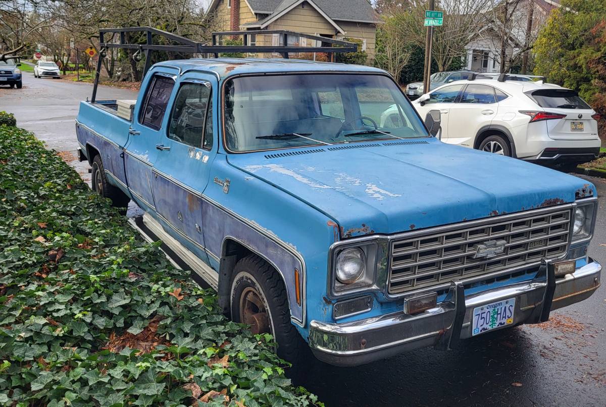 Chevy-c30-1975-9