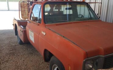 Chevy-c3500-1973-4