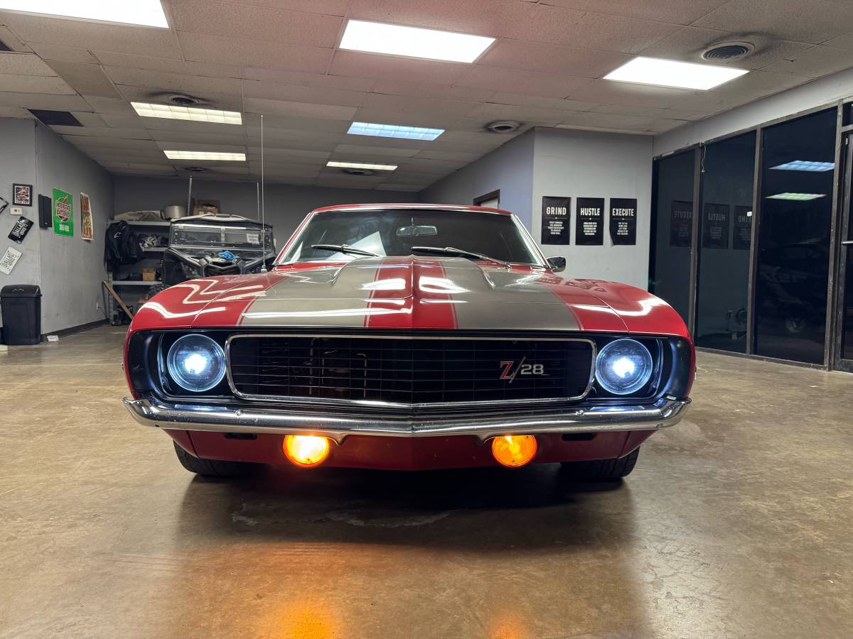 Chevy-camaro-1969-red-11