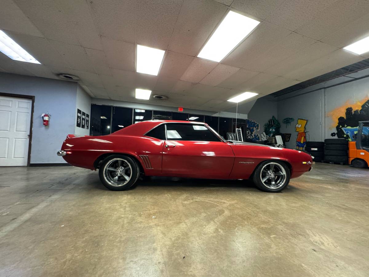 Chevy-camaro-1969-red-13