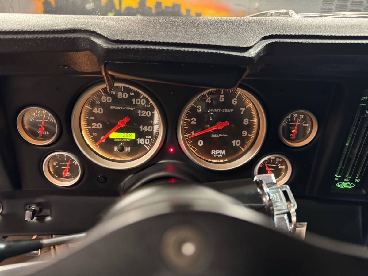 Chevy-camaro-1969-red-9