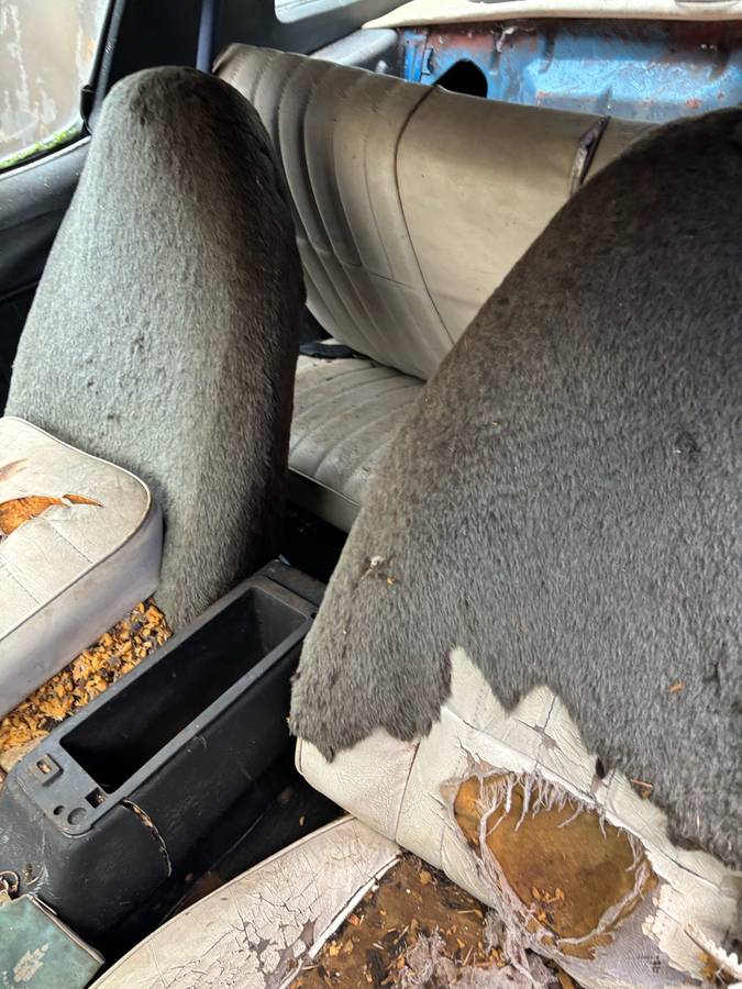 Chevy-camaro-1978-white-13