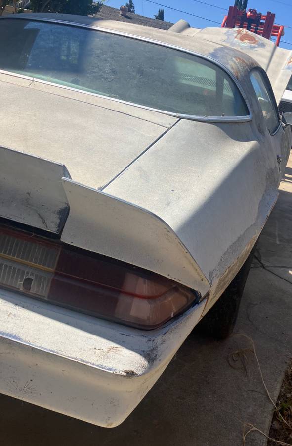 Chevy-camaro-1978-white-7