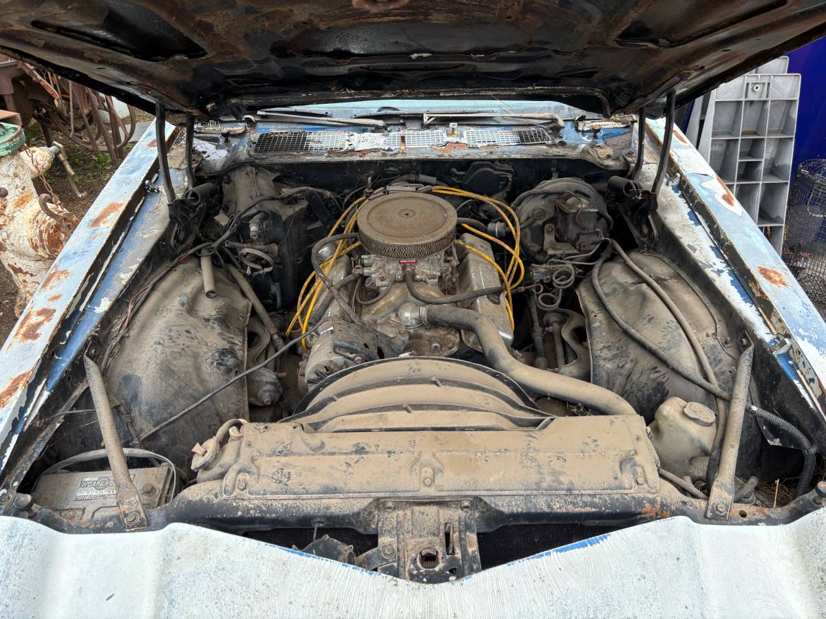 Chevy-camaro-1978-white-9