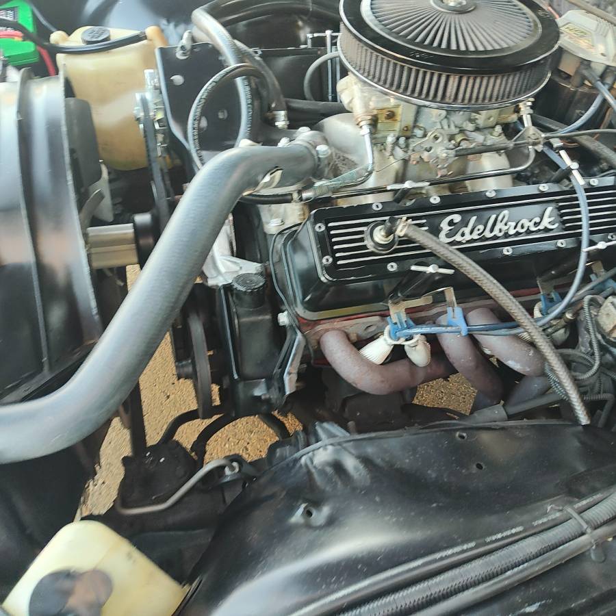 Chevy-camaro-1979-34