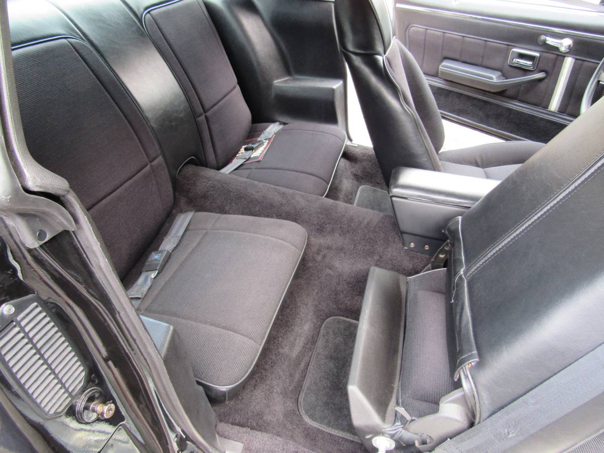 Chevy-camaro-1980-black-4