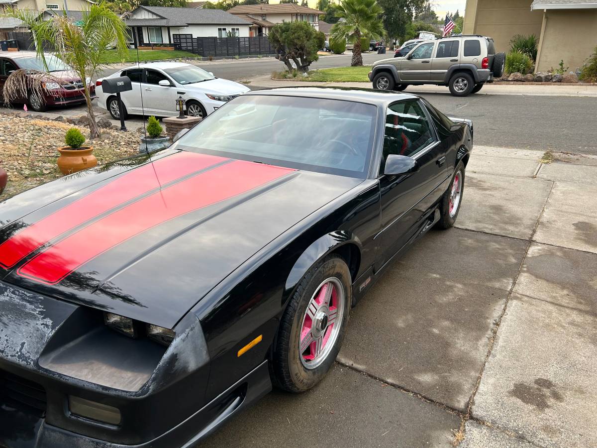 Chevy-camaro-1992-black-1