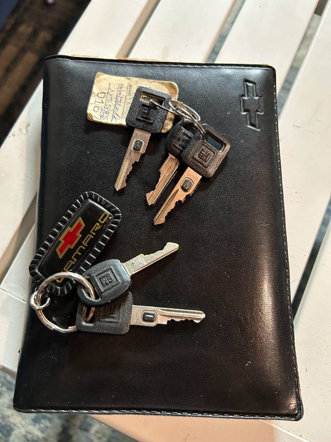 Chevy-camaro-1992-black-10