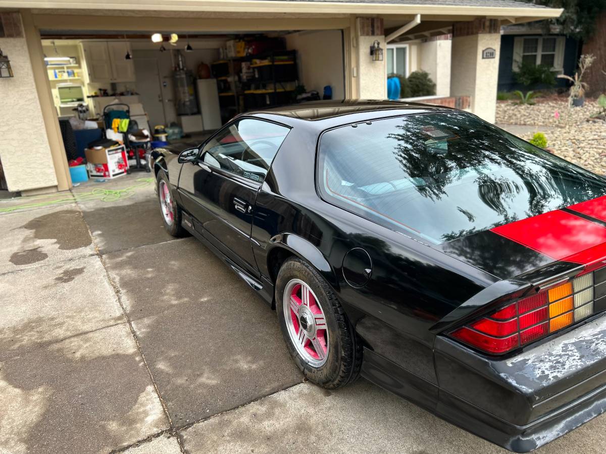 Chevy-camaro-1992-black-3