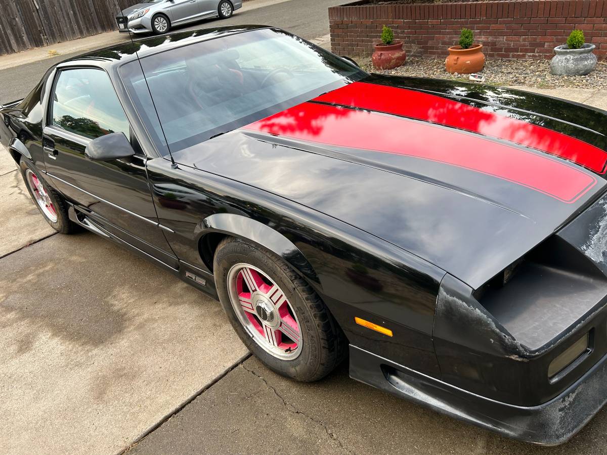 Chevy-camaro-1992-black