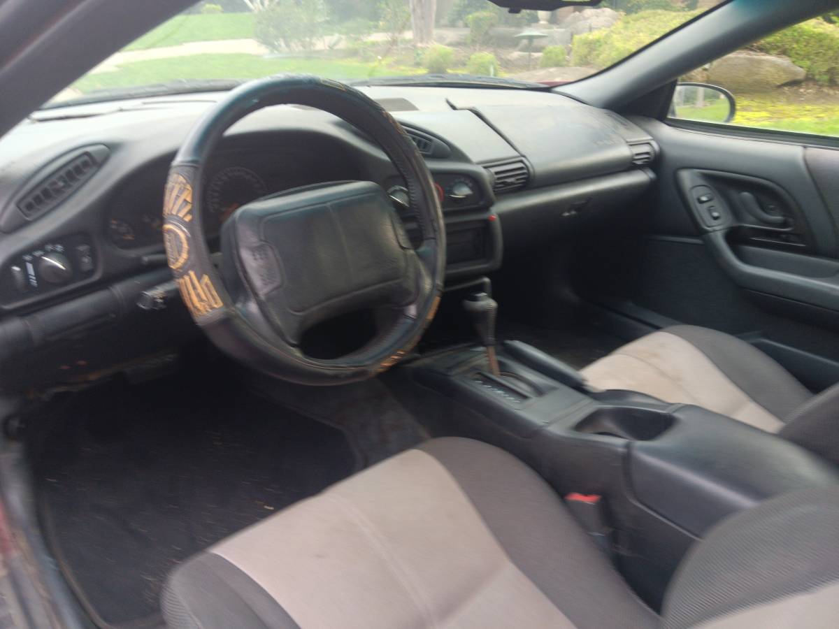 Chevy-camaro-1994-red-7