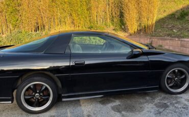 Chevy-camaro-1996-black-2