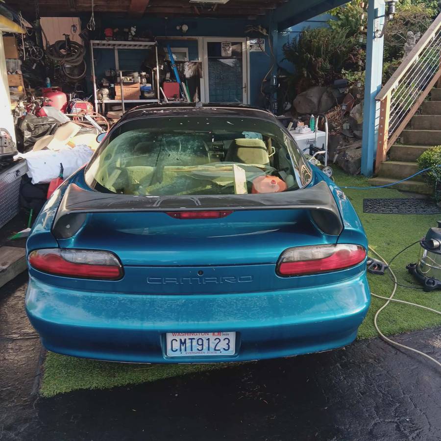 Chevy-camaro-1996-green-2