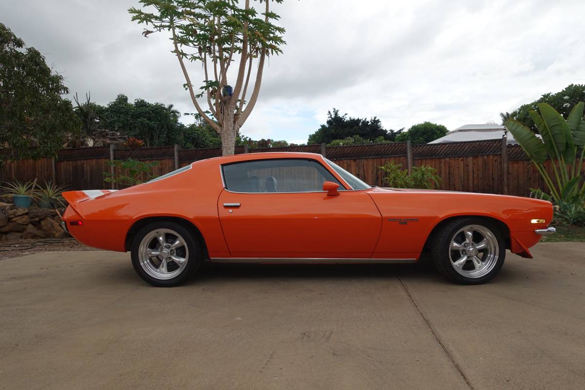 Chevy-camaro-rs-1971-orange