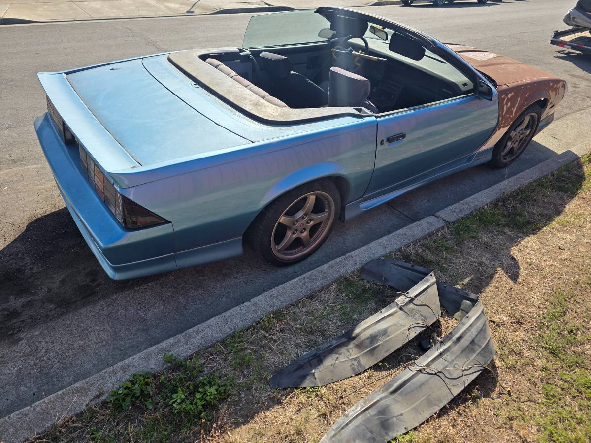 Chevy-camaro-rs-1991-12