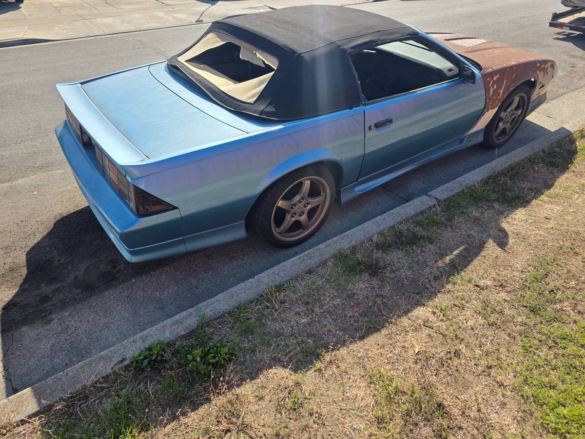 Chevy-camaro-rs-1991-9