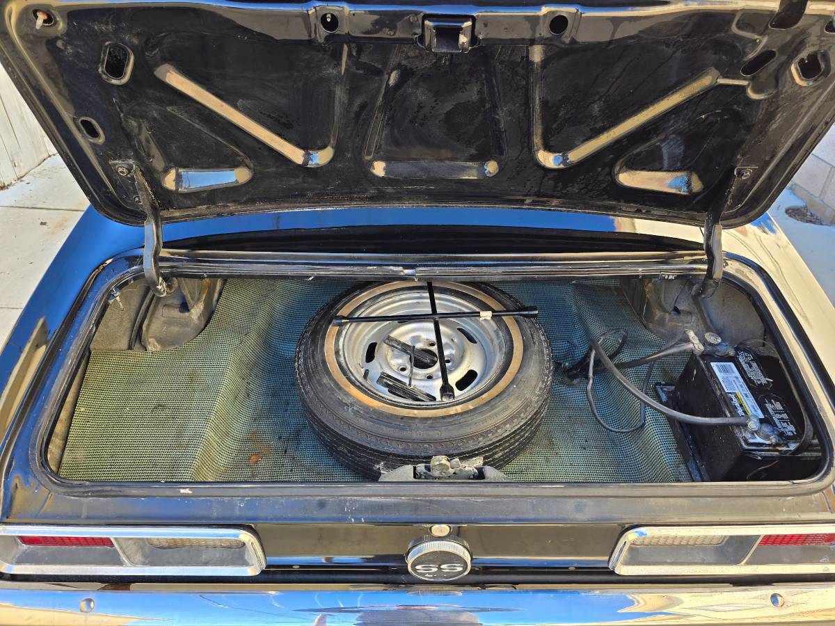 Chevy-camaro-ss-1968-18