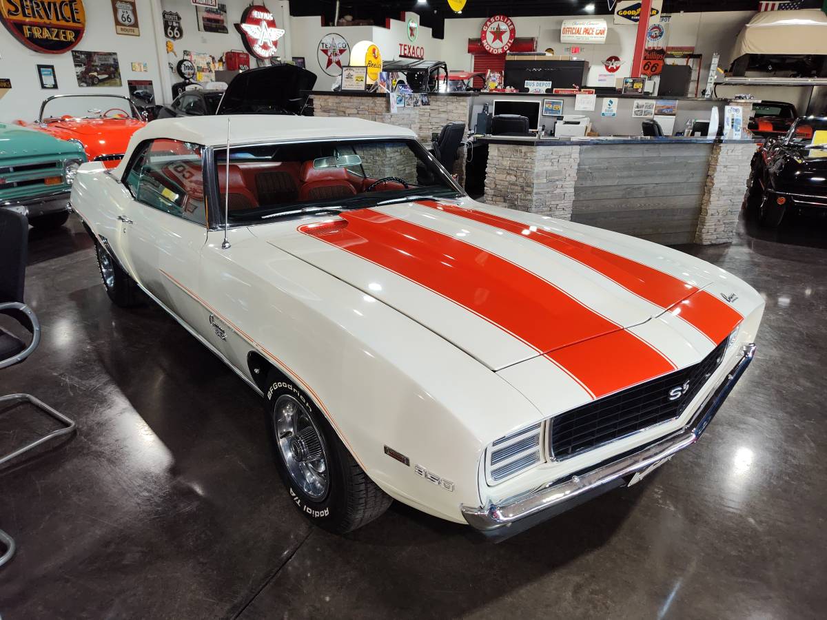 Chevy-camaro-z11-pace-car-convertible-1969-1