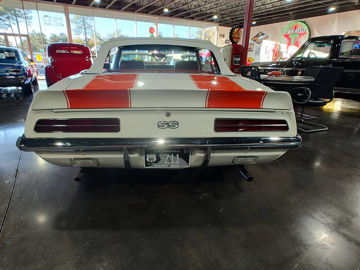 Chevy-camaro-z11-pace-car-convertible-1969-12