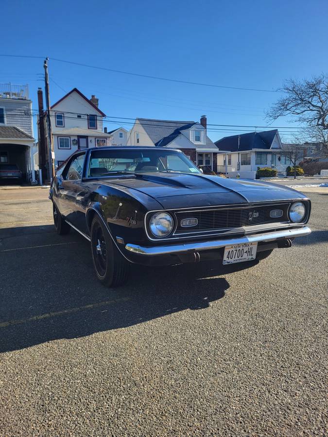 Chevy-camaro-z28-1968-black-20