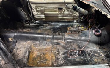 Chevy-camaro-z28-1979-grey-3