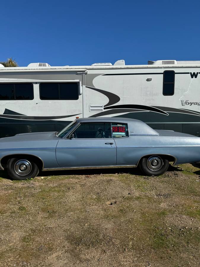 Chevy-caprice-1969-blue-2