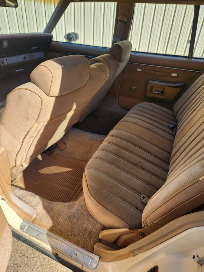 Chevy-caprice-1985-5