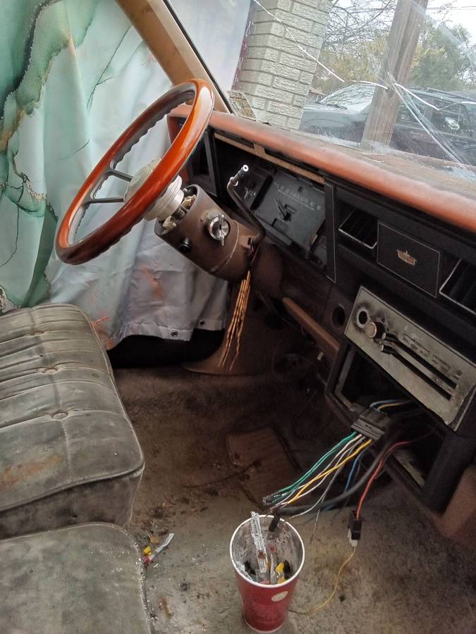 Chevy-caprice-1986-grey-2