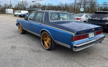 Chevy-caprice-1989-custom-12