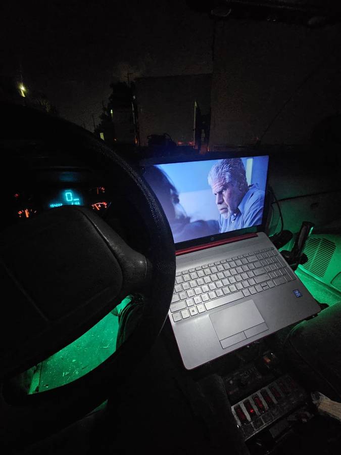 Chevy-caprice-1994-white-7